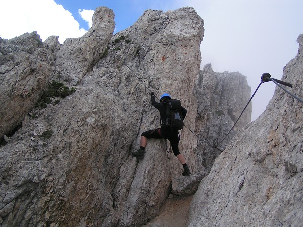 FERRATA GUISEPPE OLIVIERI NA TOFANA DI MEZZO  